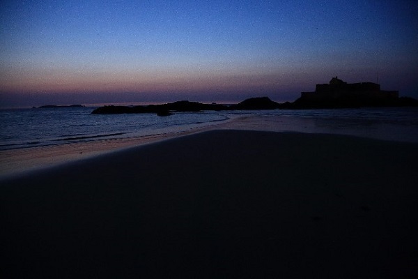 夜の海.jpg